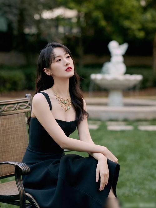 袁冰妍爆料订婚视频,浪漫订婚视频曝光，幸福时刻感动网友  第1张